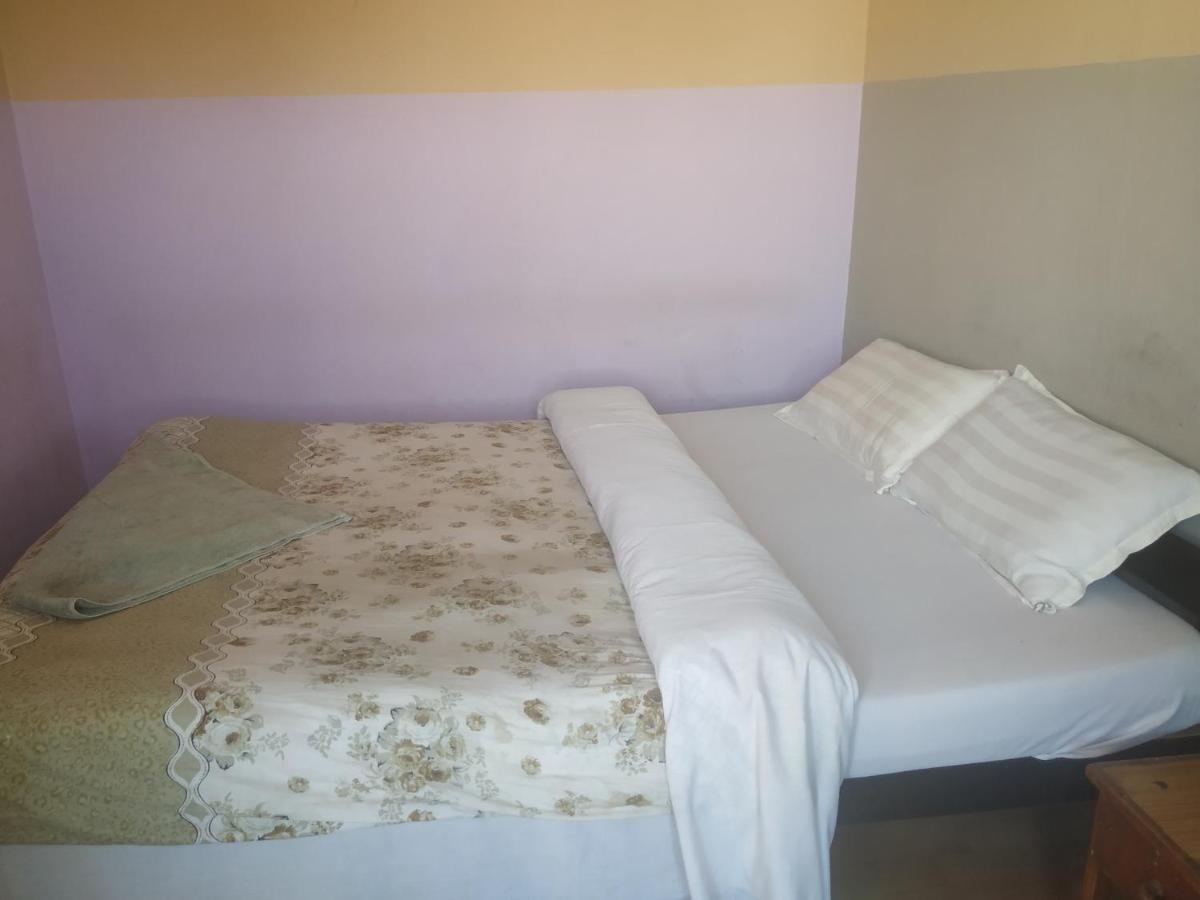 Beehive Hostel Kathmandu Buitenkant foto